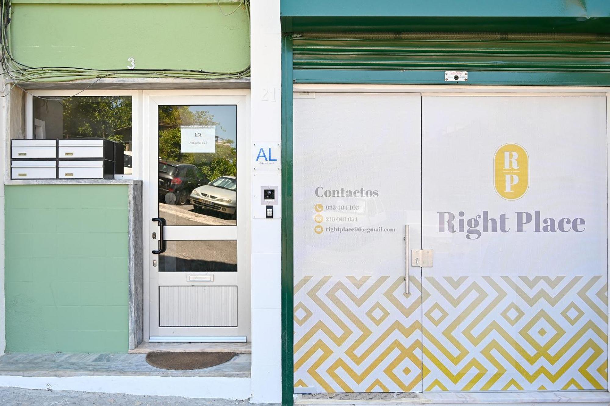Right Place 리스본 외부 사진